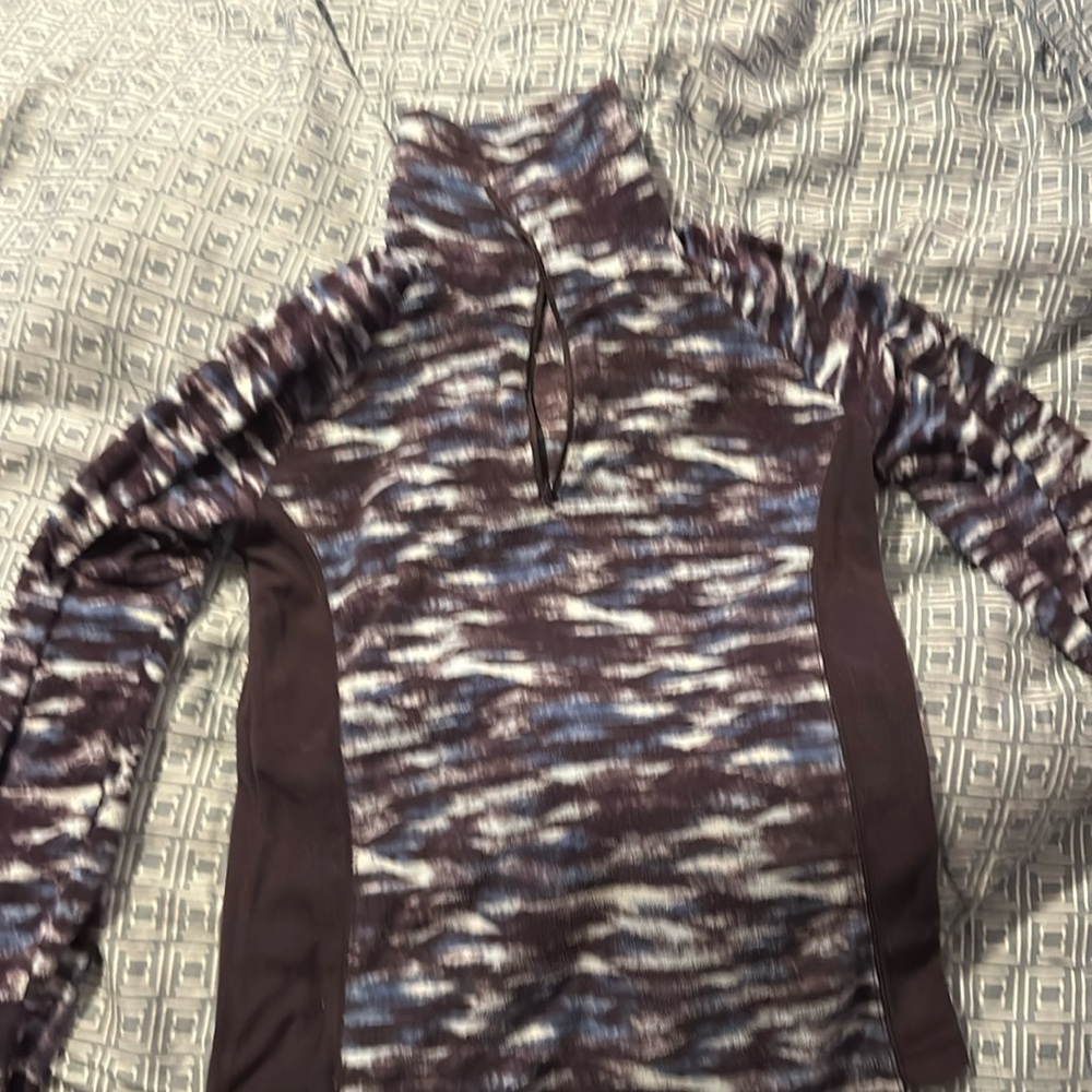 Columbia quarter zip. Size M